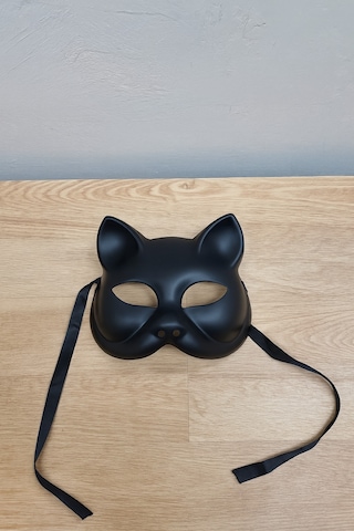 Lux Siyah Kedi Maskesi Kaliteli Plastik Dayanıklı Şık Tasarım Yetişkin Kullanım Icin Uygun