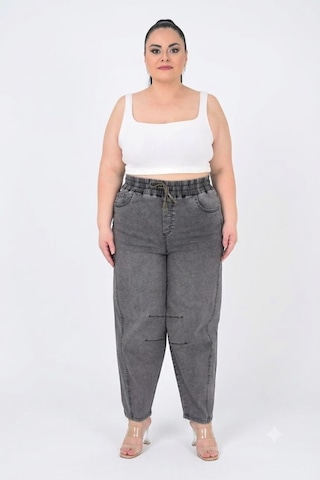 Büyük Beden Beli Lastikli Cepli Likralı Denim Mom Kesim Kadın Pantolon Siyah