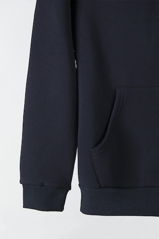 Terapi Men Erkek Lacivert Kapüşonlu Kanguru Cepli Basic Sweatshirt Lacivert