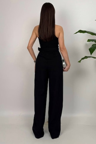 Amber Kadın Kemer Detaylı Askılı Bol Paça Siyah Tulum Rahat Şık Yazlık Kombin Siyah