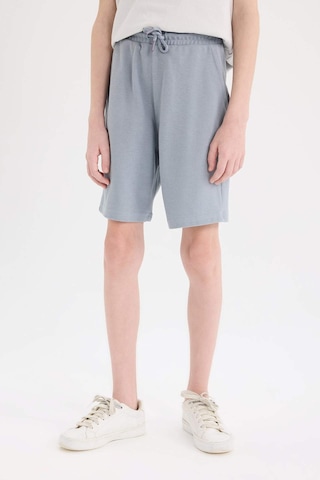 DeFacto Erkek Çocuk Beli Lastikli Cepli Pike Şort B5925A825SMGR527