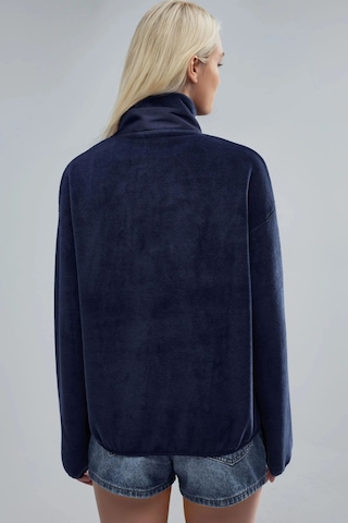 Hiccup Busem Fermuarlı Yakalı Peluş Örme Sweatshirt, Cepli Lacivert