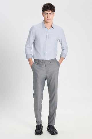 Erkek Beyaz Lacı Pamuklu Slim Fit Dar Kesim Klasik Yaka Armürlü Gömlek Beyaz Lacı