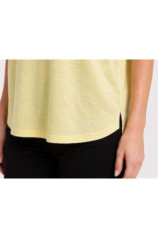 Neden Tekstil Kadın Rahat Kesim Sarı Yarım Balıkçı Yaka T-shirt