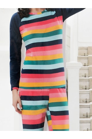 Derya Kurşun Kadın Uzun Kollu Pijama Takımı Çizgili Lacivert Derya Kurşun Kadın Uzun Kollu Pijama Takımı Çizgili Lacivert