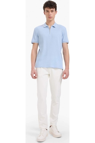 DeFacto Slim Fit Dar Kesim Polo Yaka Kısa Kollu Fitilli Kaşkorse Yarım Fermuarlı Tişört D3948AX25SMBE366