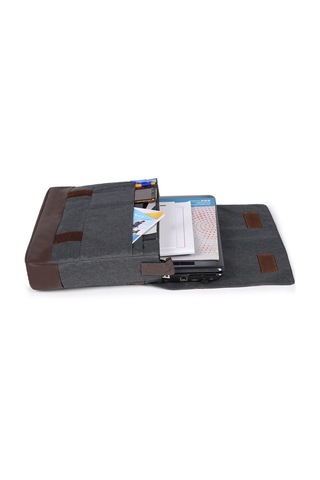 Strong 15.6 İnch Laptop Bölmeli Omuz Askılı Postacı Çantası Kft03 Füme Çok Renkli