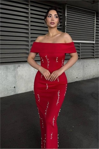 DefyModa Kadın Scuba Esnek Kumaş Straplez Taş Detaylı Abiye Elbise Kırmızı