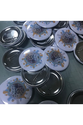 Yaka Rozeti - 10 Adet - Buton Rozet 58 Mm Lik Çok Renkli