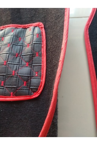 Üniversal Her Araca Uyumlu Kırmızı Kapitone Topuk Destekli Siyah Oto Halı Paspas