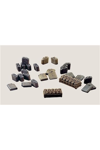 Italeri 0402s 1/35 Ölçek, Yakıt Ve Su Bidonları, Plastik Model Kiti-48931