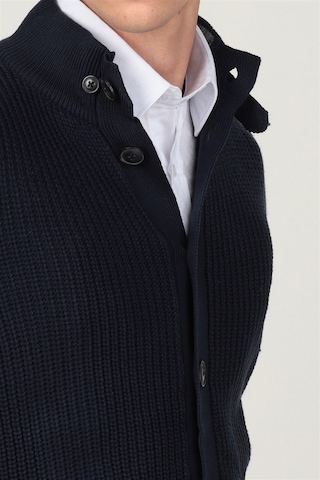 Tudors Slim Fit Dar Kesim Çizgili Yandan Cepli Hırka-25771 Lacivert