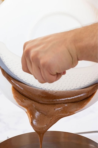 Karaca x Refika Refika'Dan Silikon Sıyırıcılı Çok Amaçlı Süzgeç