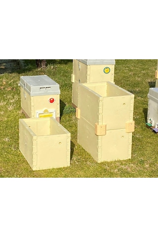 Plastik Termo Ruşet Kovan Duvarı Tek Katlı 6 Çerçevelik, 04023