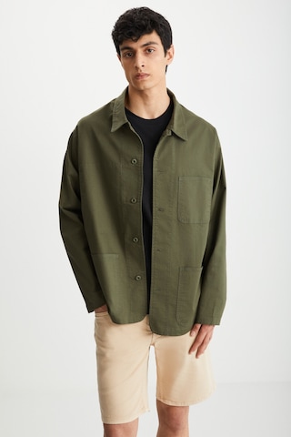 Wagner Erkek Özel Dokulu Kalın Kumaş Düğmeli 3 Cep Detaylı Regular Fit Haki Ceket