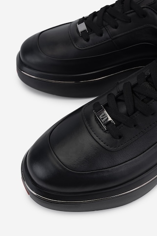 Valmenti Erkek Hakiki Deri Siyah Sneakers & Spor Ayakkabı 381 23347 Erk Ayk Y26 Sıyah Dr