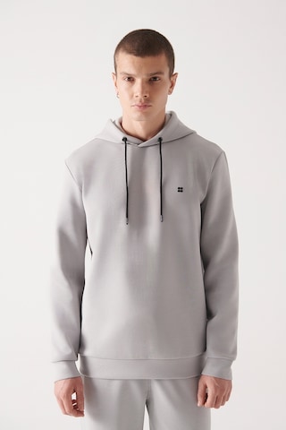 Avva Erkek Gri Sweatshirt Kapüşonlu Esnek Yumuşak Doku İnterlok Kumaş Standart Fit Normal Kesim B001101 Gri