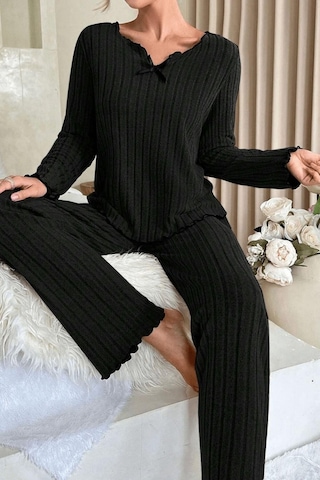 Bella Notte Mevsimlik Siyah Pamuklu Fiyonk Detaylı Pijama Takımı