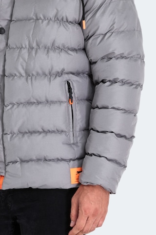 Slazenger Salıne Erkek Kapüşonlu Şişme Gri Mont & Kaban Gri
