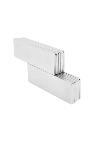 Magneteksan Güçlü Neodyum Mıknatıs 30x10x1 Mm Dikdörtgen N35 Kalite, Ultra Güçlü Manyetik Plaka Mıknatıs