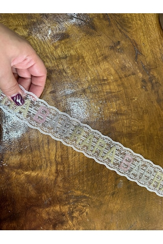 Renkli Simli Yazılı Tül Şerit Dikiş Giyim Aksesuarı En 4 Cm 1 Metre