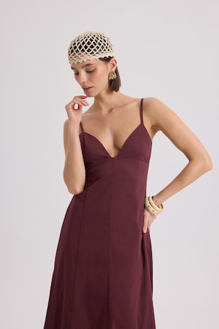 Mai Collection Mai Studios Co. Onella Askılı Bordo Uzun Elbise Bordo