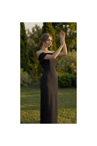 Berissima Bride Maxi Abiye Elbisesi, Straplez Madonna Yaka, Yırtmaçlı Kalem Kalıp, Nocturne Siyah Siyah