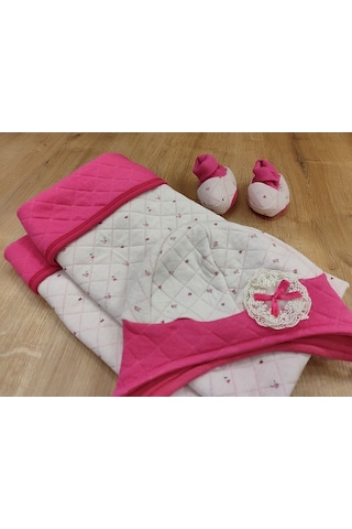 Şapka & Ayakkabılı Kapitone Bebek Battaniyesi - Pembe Puset & Bebek Arabası Örtüsü - %100 Pamuklu Fuşya