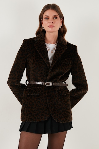 Lela Leopar Desenli Regular Fit Kemer Detaylı Peluş Dokulu Blazer Bayan Ceket 6839614 Kahve
