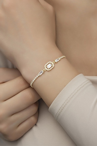 Nereze 925 Ayar Gümüş Gold Suyolu Baget Taşlı Tektaş Bileklik