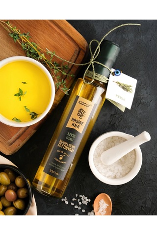 Hasibe Ana Madra Kokulusu Kekik Çeşnili Sızma Zeytinyağı - 250 Ml
