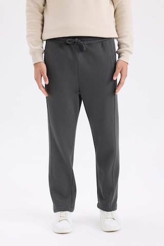 DeFacto Regular Fit Eşofman Altı Beli Lastikli Basic Düz Cepli Düz Paça D9707AX24AUAR226