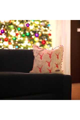 Püsküllü Jüt Kırlent 50 50 Kırmızı Geyik Desen