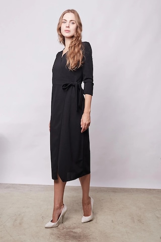 Kadın Likralı Krep Kumaş Kruvaze Capri Truvakar Kol Diz Altı Elbise-siyah Siyah