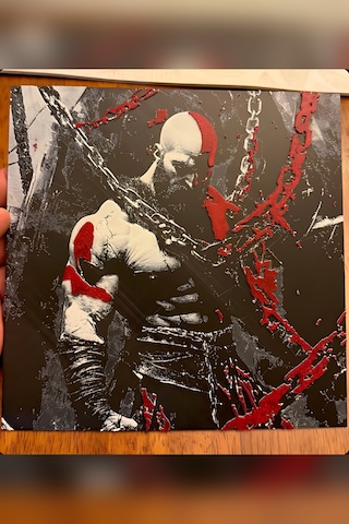 Zeroxo Kratos Duvar Panosu Zincirli Savaşçı Figürü 20x20 Cm Dekoratif Sanat Tablosu Çok Renkli