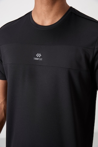 Tommy Life Siyah Polyester Nefes Alan Dokulu İnce Esnek Standart Fit Erkek Performans T-shirt - 88396 Siyah