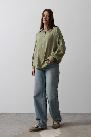 Çizgili Uzun Kol Gömlek - Haki Karışık Çok Renkli