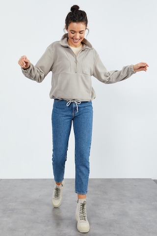 Tommy Life Koyu Bej Yarım Fermuar Etek Ucu Büzgülü Kadın Polar Oversize Sweatshirt - 97171 Koyu Bej