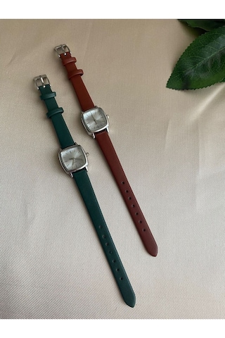 Retro Minimal Deri Kordon Kadın Kol Saati Gümüş