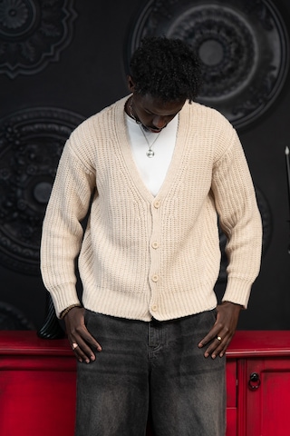 Akçaylar Oversize Crop Model V Yaka Düğme Kapamalı Örgü Hırka Krem