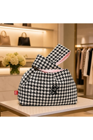 Sellhubx Kore Japon Stil El Yapımı Kısa Saplı Bilek Çantası, Kawaii Desenli Astarlı Kumaş Kadın El Çantası 22 16 Cm Lacivert Beyaz Kaz Ayağı Siyah -Beyaz