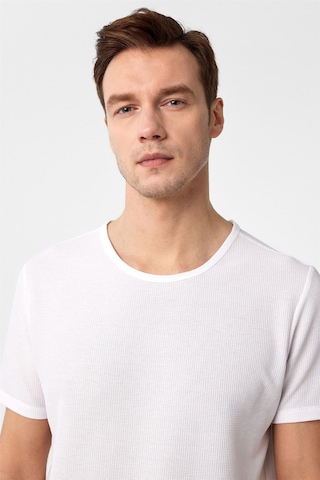 Süvari Beyaz Slim Fit Armürlü Bisiklet Yaka Tişört-37259 Beyaz