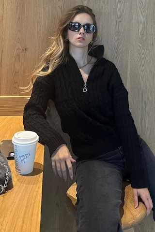 Madmext Siyah Dik Yaka Fermuar Detaylı Örme Kazak Mg2229