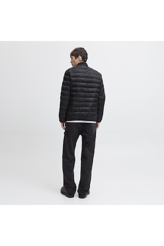Jack & Jones Erkek Dik Yaka Kapitone Ceket - Bradley - 12280971 Black