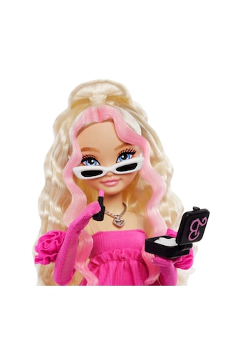 Barbie Dream Besties Ana Karakter Bebekler Malibu HYC21
