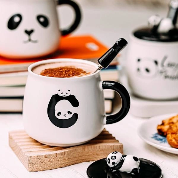 Tembel Panda Kupa - 3d Panda Kapaklı Ve Kaşığıyla Şirin Seramik Kahve Kupası - 3d Panda Kahve Kupası - Komik Kahve Kupası Çay Süt Kupası Hediyeleri Diğer