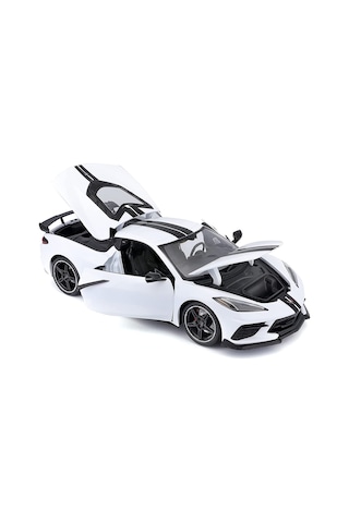 Maisto 1/24 2020 Chevrolet Corvette Stingray Coupe - Beyaz