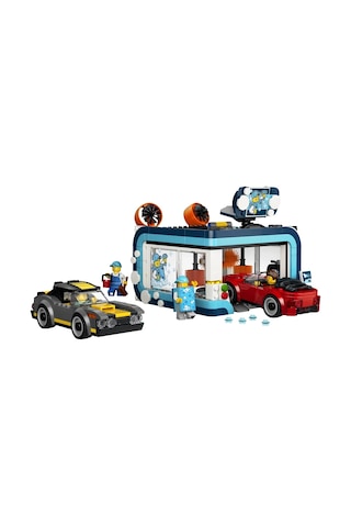 LEGO® City Otomatik Araç Yıkama 60497 - 6 Yaş ve Üzeri Çocuklar için 4 Minifigür İçeren Yaratıcı Oyuncak Yapım Seti (583 Parça)