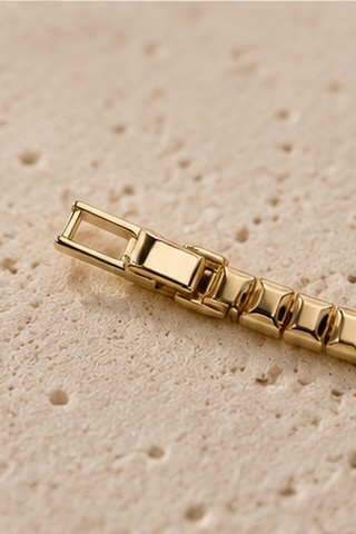 Balenbi Jewelry Kadın Taşlı Kare Plaka Detaylı Kararmaz Çelik Bileklik 14k Gold Renk 1136 Altın