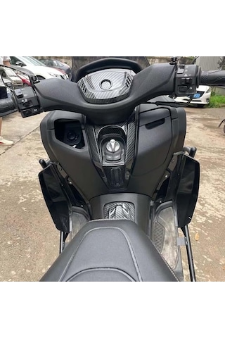 Yamaha Nmax 155 2020-2023 Rüzgar Saptırıcı Bacak Koruma Carbon
